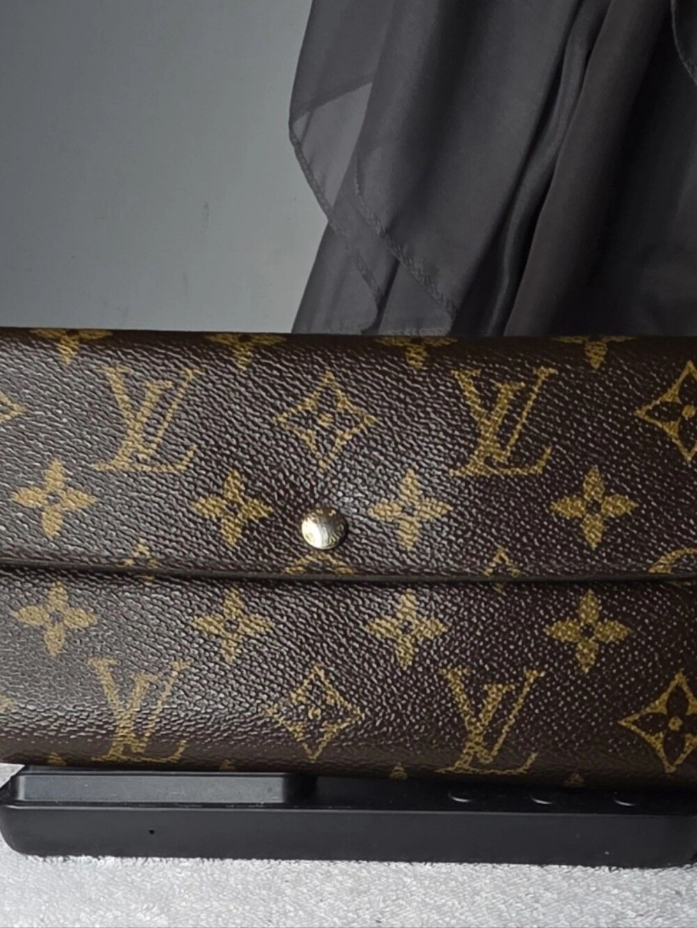 Authentic Louis Vuitton Vintage 1986 Monogram Canvas Emilie Wallet